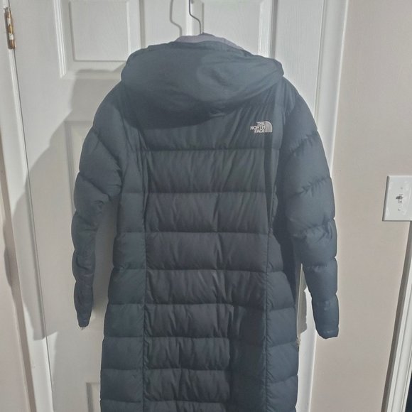 The North Face Jacket - Womens - Picture 3 of 5